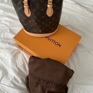 Completely Refurbished Authentic LV Petit Bucket